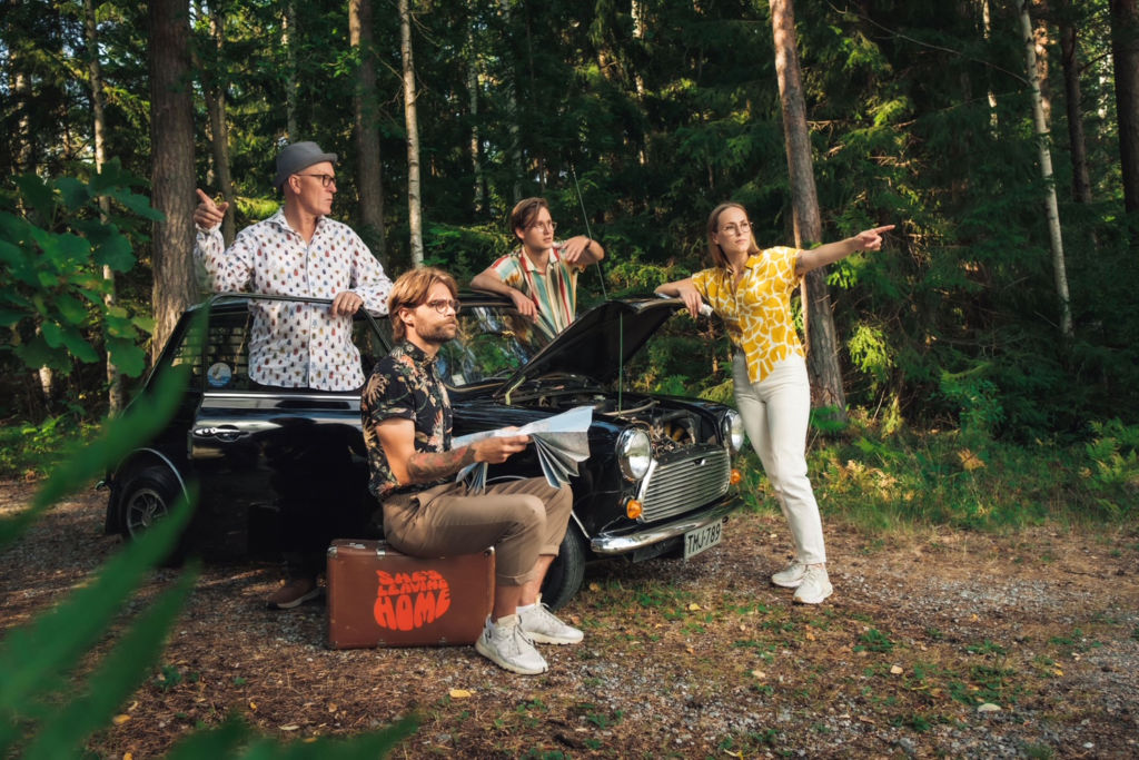 She's leaving home, Beatles Trubute