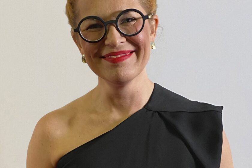 Jenni Kivessilta, juontaja