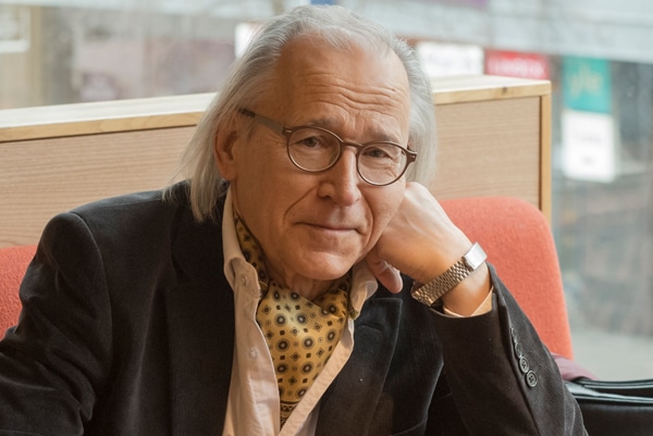 Jukka Ammondt, filosofian tohtori, professori. luento
