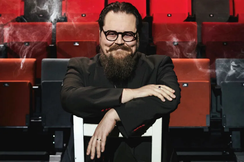 Pete Moustache, mentalist, magician