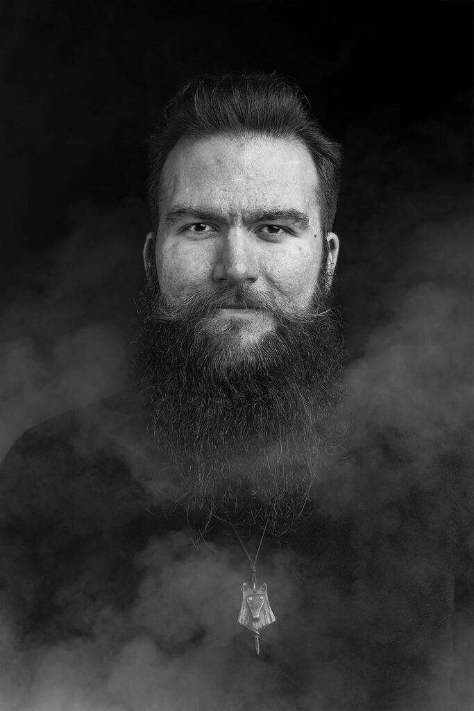 Mustavalkoisessa kuvassa Raimo Lusma.