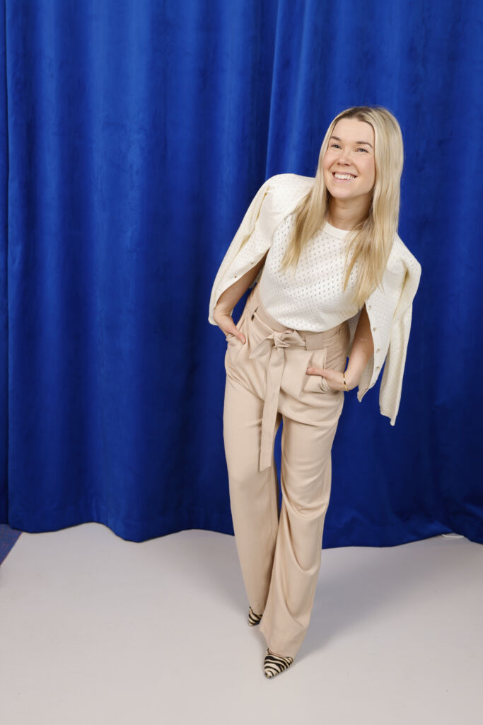 Juontaja Tuija Pehkonen